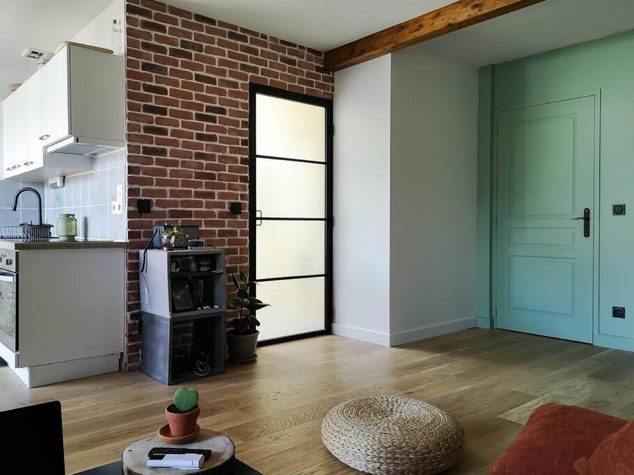 Bel Style Industriel , A 2 Pas Du Appartement